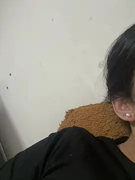 lulizoee online show from June 2026 06:29:02 PM