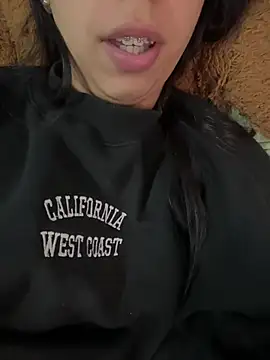 lulizoee online show from July 2026 07:32:01 PM