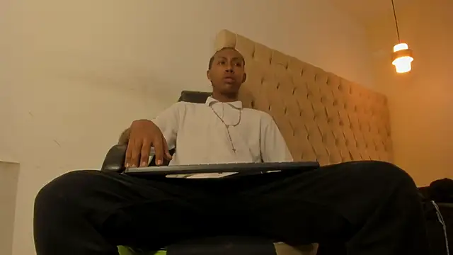 Snapshot of Jax_Maliq chatting on November 2025 02:23:01 AM Jax Maliq online show from November 2025 02:23:01 AM