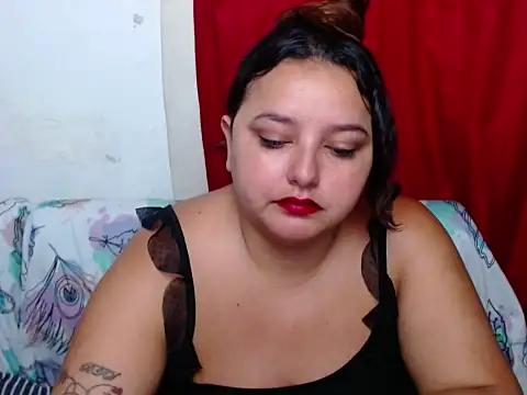 Snapshot of KeilyHall chatting on September 2025 11:35:02 AM KeilyHall online show from September 2025 11:35:02 AM