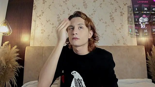 DarcyCullen online show from September 2025 11:24:01 AM