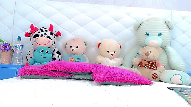 hanna sweett34 online show from February 2026 05:28:02 AM