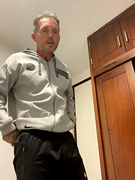 Snapshot of MagicLex1 chatting on October 2025 05:17:02 AM MagicLex1 online show from October 2025 05:17:02 AM