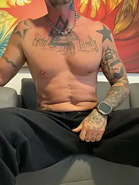 Snapshot of MagicLex1 chatting on October 2025 08:27:02 PM MagicLex1 online show from October 2025 08:27:02 PM