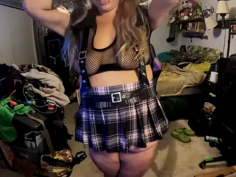 Snapshot of R4inbowK1tty chatting on October 2025 04:52:01 AM R4inbowK1tty online show from October 2025 04:52:01 AM