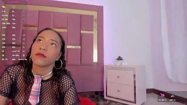 AikoSnow online show from September 2025 04:23:02 PM