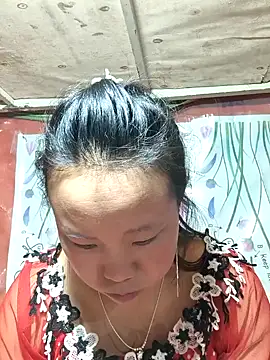 liu-liusexy online show from April 2026 01:36:01 PM