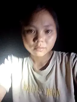 Snapshot of omiu-baby chatting on September 2025 08:30:02 PM omiu-baby online show from September 2025 08:30:02 PM