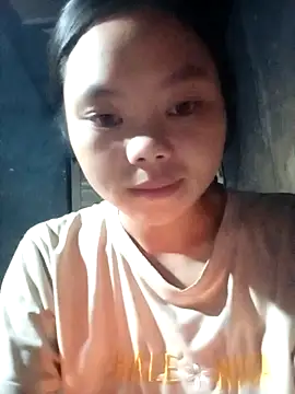 Snapshot of omiu-baby chatting on September 2025 08:30:01 PM omiu-baby online show from September 2025 08:30:01 PM