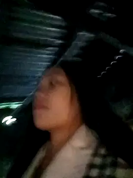 Snapshot of omiu-baby chatting on October 2025 01:25:01 AM omiu-baby online show from October 2025 01:25:01 AM