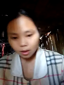 Snapshot of omiu-baby chatting on October 2025 12:31:01 AM omiu-baby online show from October 2025 12:31:01 AM