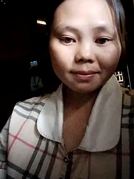 Snapshot of omiu-baby chatting on October 2025 06:50:02 AM omiu-baby online show from October 2025 06:50:02 AM