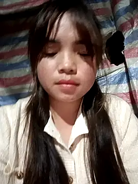 Snapshot of AnHa19 chatting on November 2025 01:22:02 PM AnHa19 online show from November 2025 01:22:02 PM