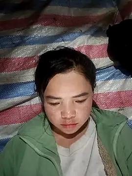 Snapshot of AnHa19 chatting on December 2025 12:25:01 PM AnHa19 online show from December 2025 12:25:01 PM