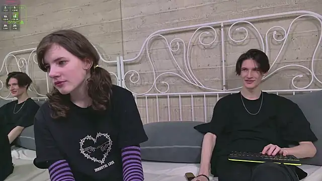 ViviaraNGendy online show from September 2025 10:39:02 AM