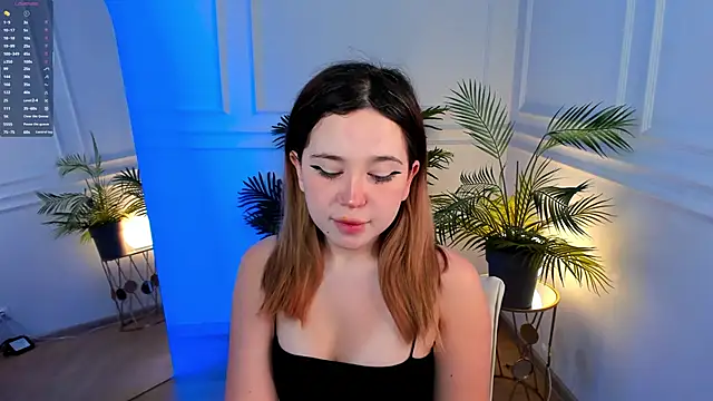 Snapshot of Lina_Glow chatting on November 2025 06:36:02 AM Lina Glow online show from November 2025 06:36:02 AM