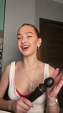 LittleFox    online show from November 2025 06:56:02 AM