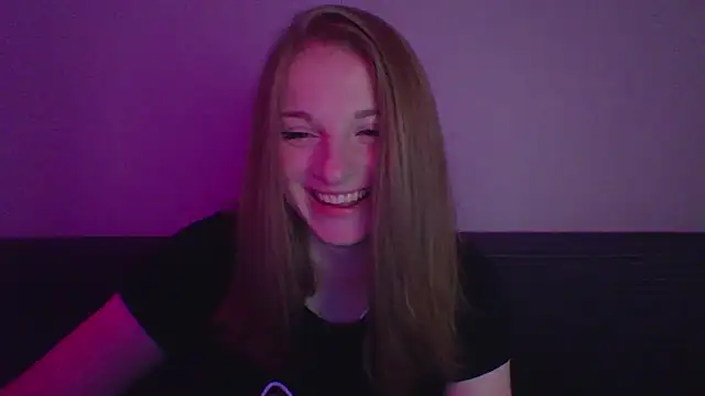 Snapshot of Star_Girlish chatting on November 2025 07:02:02 PM Star Girlish online show from November 2025 07:02:02 PM