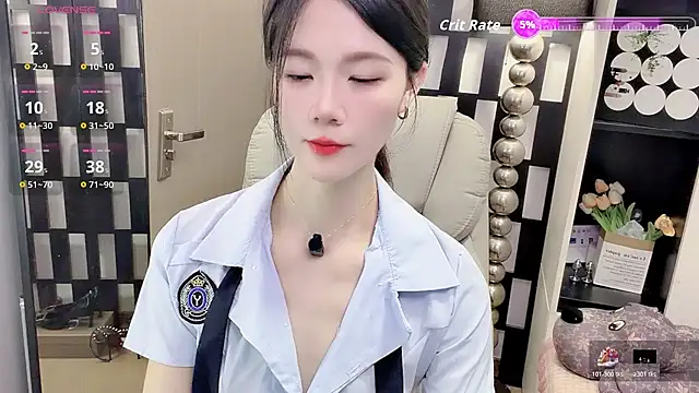 Yueyue-MM online show from May 2026 01:03:01 AM