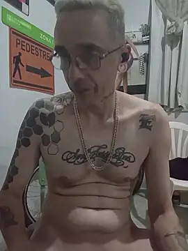 dinho carioca online show from March 2026 04:28:02 AM