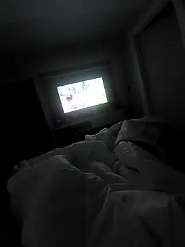 Snapshot of andrerj22 chatting on November 2025 01:42:02 PM andrerj22 online show from November 2025 01:42:02 PM