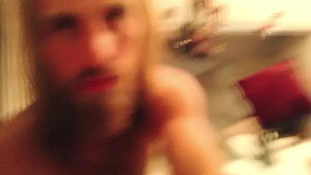 JuliCarl online show from August 2026 11:31:01 PM
