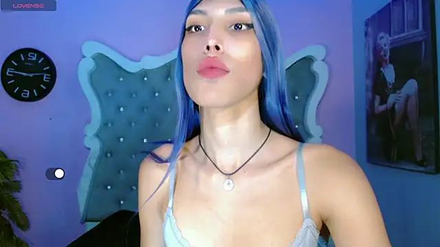 Honey Moontsts online show from March 2026 01:18:01 PM