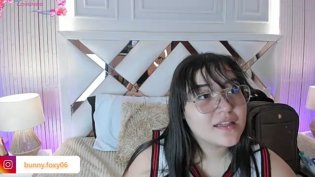 foxybunny online show from May 2026 04:54:01 AM