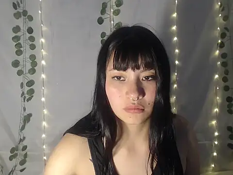 Zulema R1 online show from September 2025 08:14:02 AM