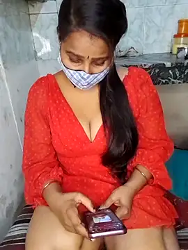 Snapshot of Minu_love chatting on February 2026 06:17:02 PM Minu love online show from February 2026 06:17:02 PM