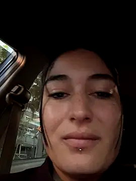 Scarlett 12 online show from October 2025 11:41:02 AM