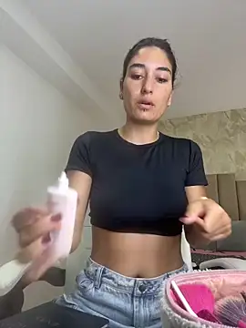 Snapshot of Scarlett_12 chatting on March 2026 10:00:01 AM Scarlett 12 online show from March 2026 10:00:01 AM