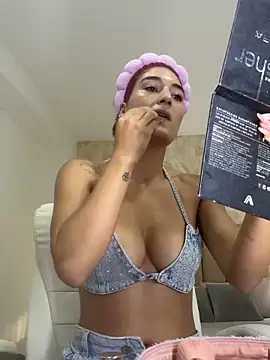 Snapshot of Scarlett_12 chatting on March 2026 09:53:02 AM Scarlett 12 online show from March 2026 09:53:02 AM