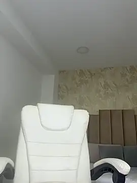 Snapshot of Scarlett_12 chatting on April 2026 09:21:02 AM Scarlett 12 online show from April 2026 09:21:02 AM