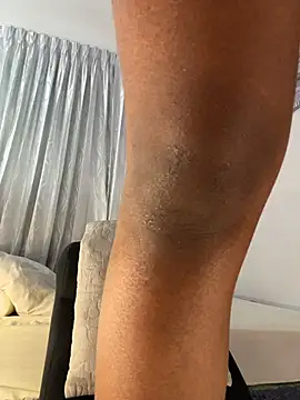 AmyRoss 1 online show from April 2026 01:33:02 PM