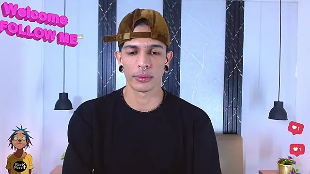 Franvill Trato online show from October 2025 07:03:02 PM