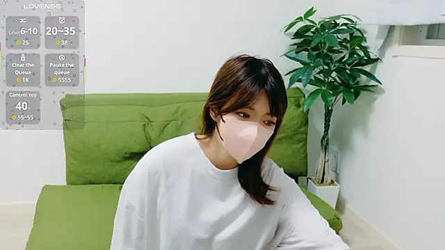 Snapshot of hinachuuu__D chatting on September 2025 11:02:01 AM hinachuuu D online show from September 2025 11:02:01 AM