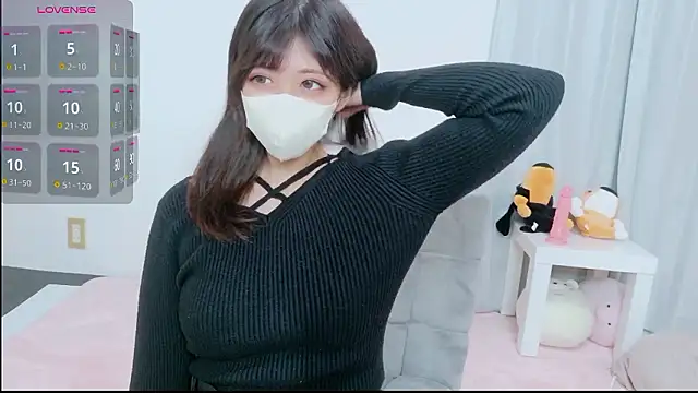 Snapshot of hinachuuu__D chatting on November 2025 05:17:01 AM hinachuuu D online show from November 2025 05:17:01 AM