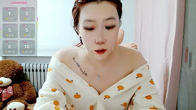 Snapshot of Annasweet- chatting on February 2026 03:01:01 PM Annasweet- online show from February 2026 03:01:01 PM