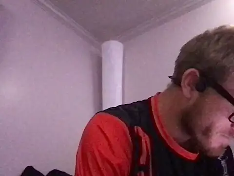 Snapshot of BawledTimeout chatting on September 2025 09:08:02 PM BawledTimeout online show from September 2025 09:08:02 PM