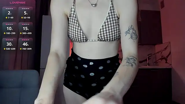 Miriamleroy  online show from October 2025 10:52:02 PM