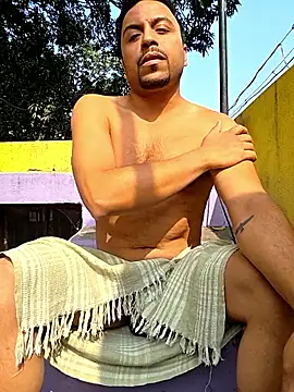 Snapshot of BindaasBong chatting on January 2026 05:33:01 AM BindaasBong online show from January 2026 05:33:01 AM