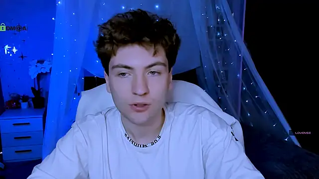 Snapshot of joseph_bear_ chatting on March 2026 09:53:02 AM joseph bear online show from March 2026 09:53:02 AM
