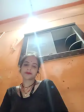 Snapshot of Miss_143 chatting on September 2025 07:00:01 AM Miss 143 online show from September 2025 07:00:01 AM