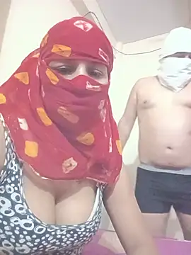 Hot Chili Coupel online show from May 2026 12:24:01 PM