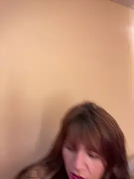 Isisflame online show from December 2025 01:31:01 PM