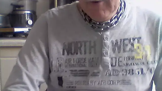 Snapshot of slaveman4you chatting on December 2025 11:49:02 AM slaveman4you online show from December 2025 11:49:02 AM