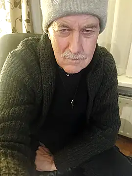 Snapshot of slaveman4you chatting on January 2026 10:59:01 PM slaveman4you online show from January 2026 10:59:01 PM