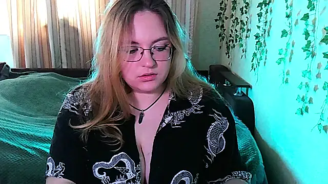 ZayaRush online show from September 2025 08:52:02 AM