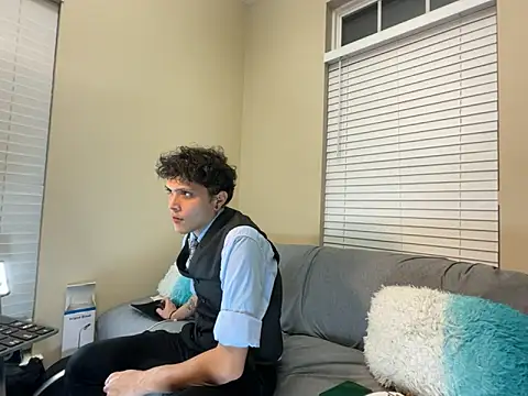 MaxAdamz online show from December 2025 05:36:02 AM